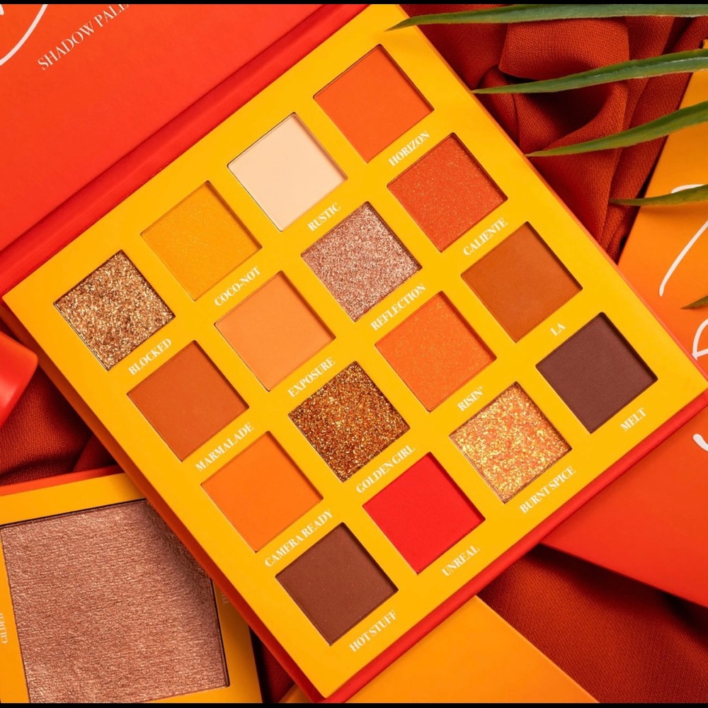 Be Bella Cosmetic Eyeshadow Palette
